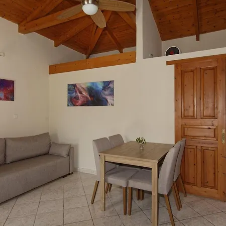 Holiday home Liostasi Village *