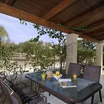 بيت للعطل Liostasi Village Vasilikí