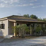 Liostasi Village